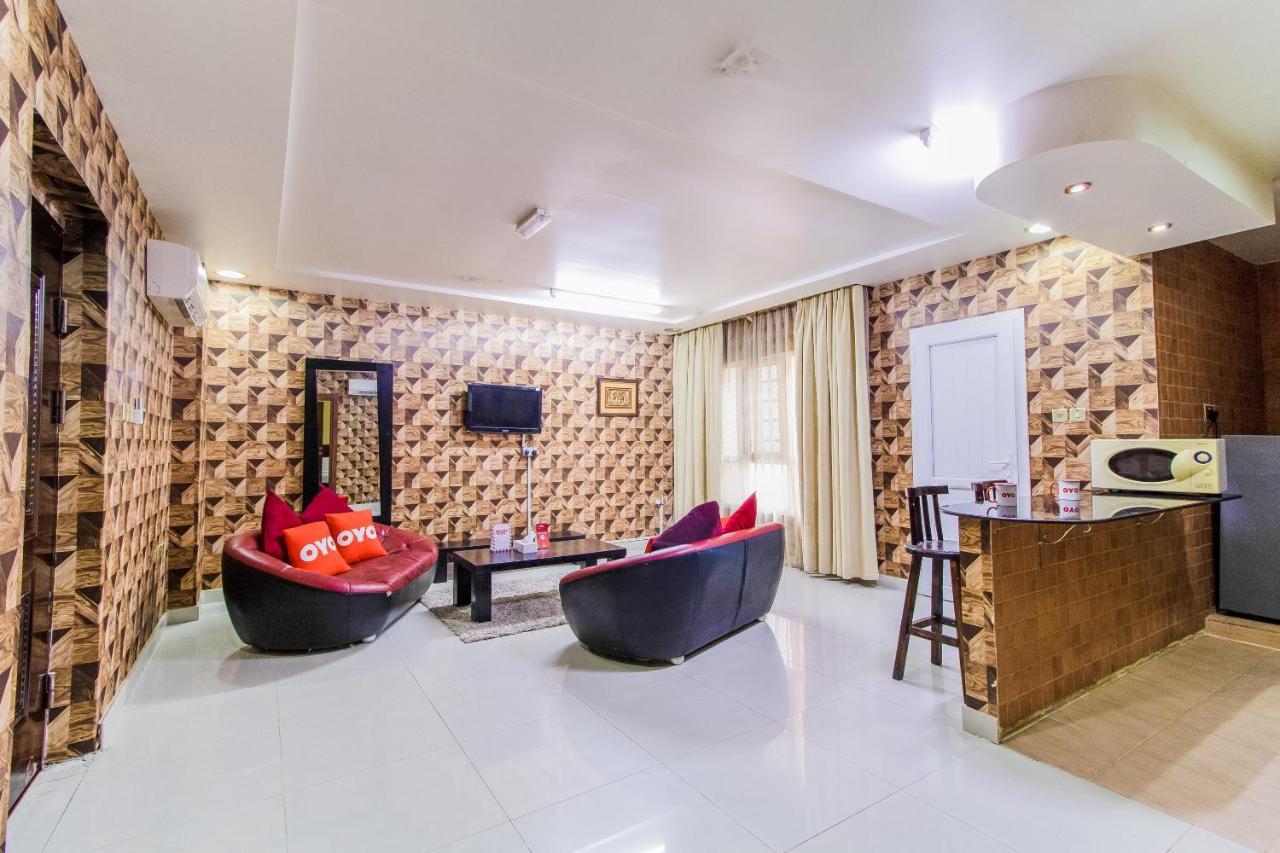 Oyo 109 Al Thabit Modern Hotel Apartment Hayl Al 'Umayr Exterior photo