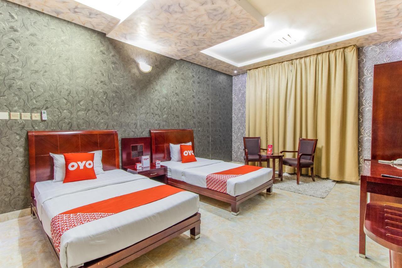 Oyo 109 Al Thabit Modern Hotel Apartment Hayl Al 'Umayr Exterior photo