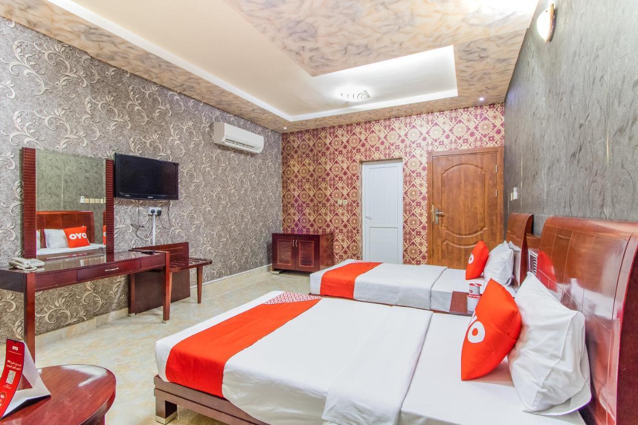 Oyo 109 Al Thabit Modern Hotel Apartment Hayl Al 'Umayr Exterior photo